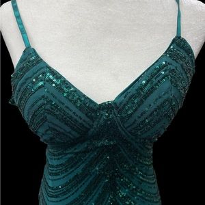 Windsor Hunter Green Dress Sequin